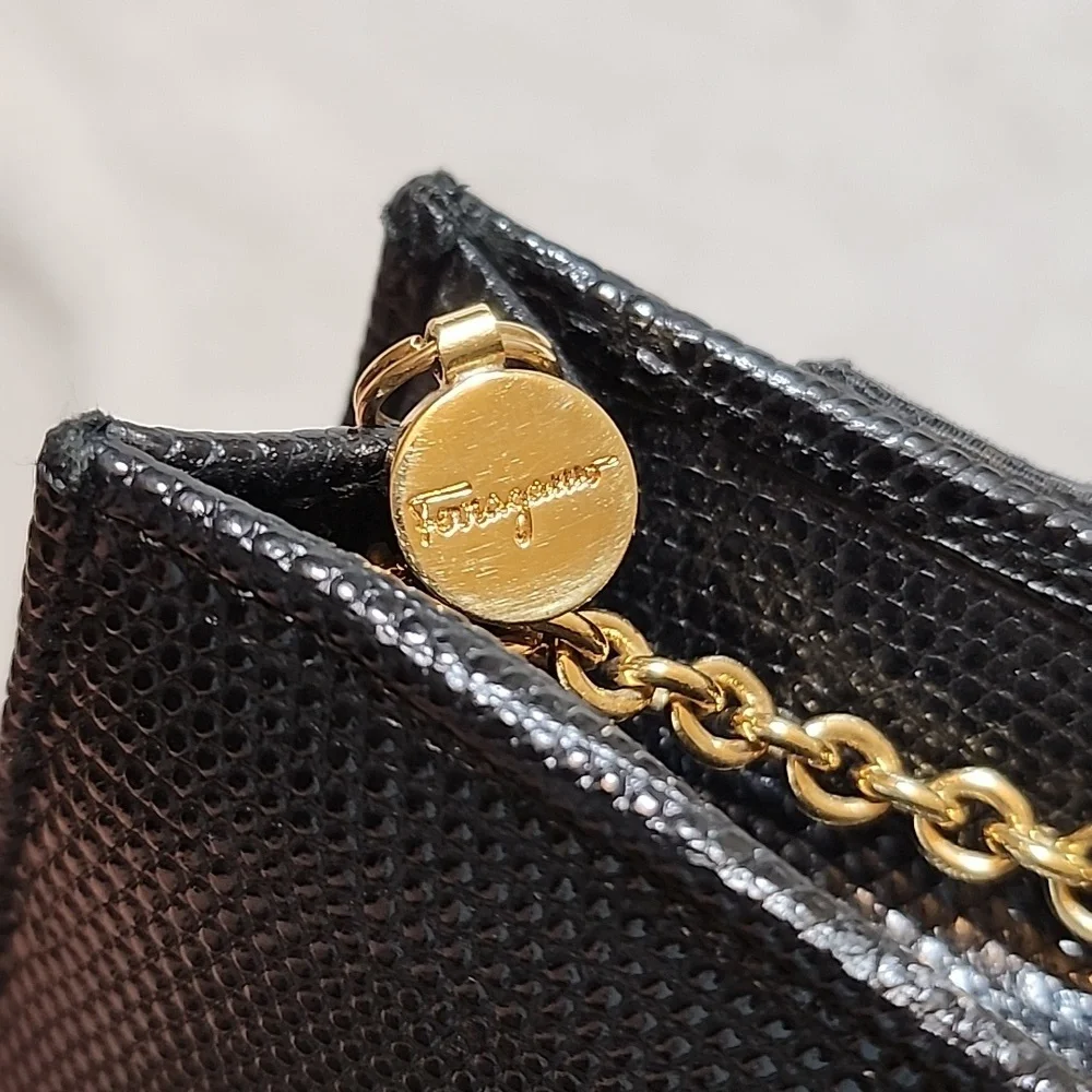 Salvatore Ferragamo Vara bow compact wallet pouch textured lizarard Imbossed